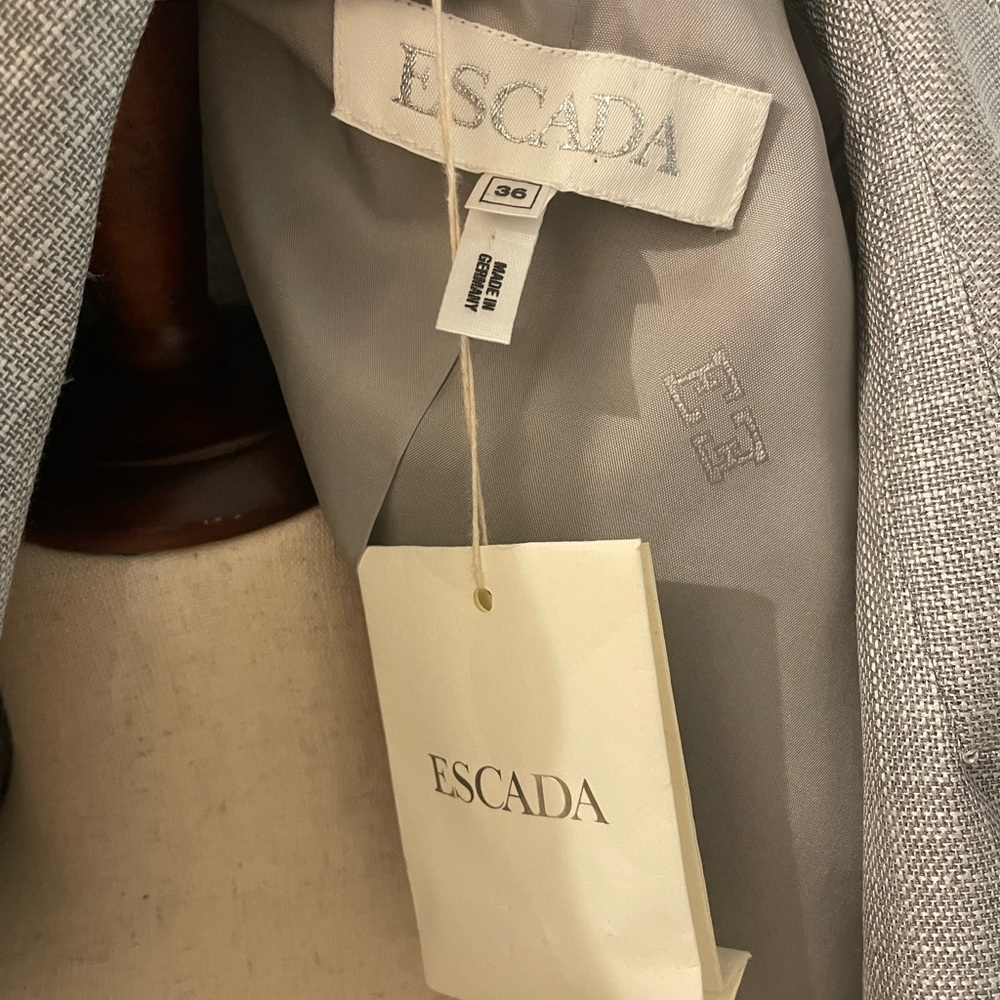 Escada Wool and Silk Blend Suit with Rhinestone Trim - Picture 7 of 16